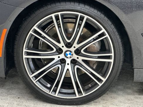 Used 2018 BMW 540i image 11