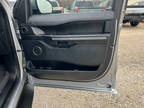 Used 2020 Ford Expedition XLT w/ Equipment Group 202A image 20