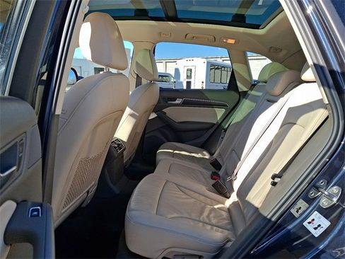 Used 2017 Audi Q5 2.0T Premium image 10