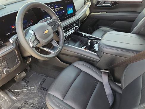 Used 2025 Chevrolet Tahoe LT image 8