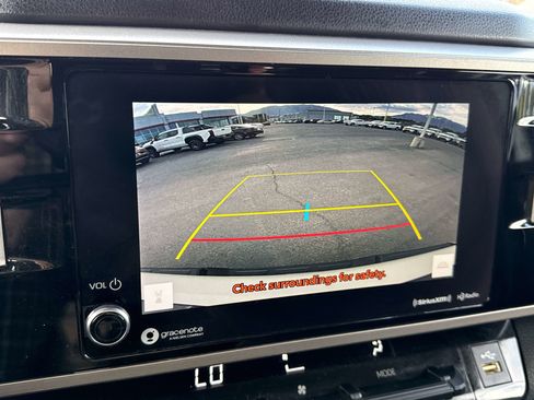 Used 2023 Toyota Tundra SR5 w/ SR5 Convenience Package AWD/4WD image 22