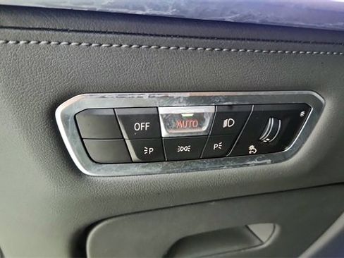 Used 2023 BMW XM image 35