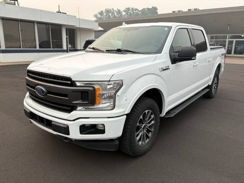 Used 2018 Ford F150 XLT w/ Equipment Group 302A Luxury AWD/4WD image 10