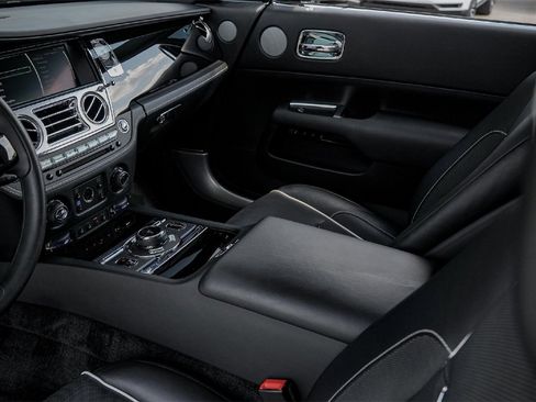 Certified 2020 Rolls-Royce Wraith image 17