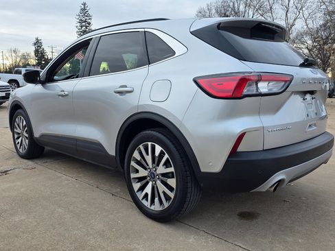 Used 2020 Ford Escape Titanium w/ Titanium Premium Package 2.0 image 14