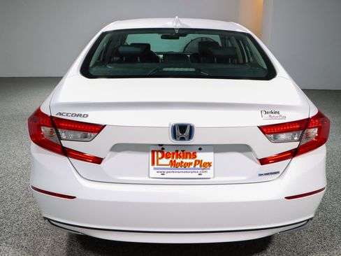 Used 2021 Honda Accord EX image 8