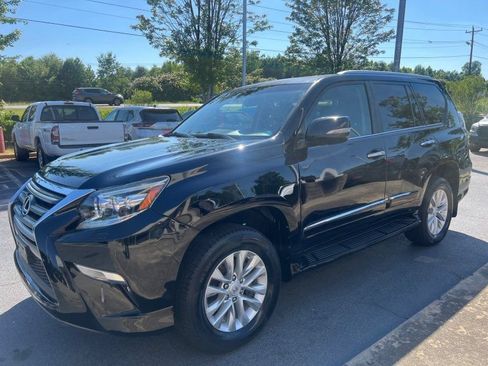 Used 2016 Lexus GX 460 w/ Premium Package AWD/4WD image 3