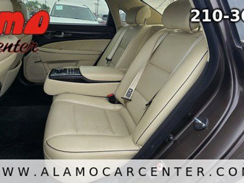 Used 2016 Hyundai Equus Signature RWD image 26