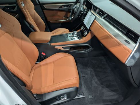 New 2026 Jaguar F-PACE R-Dynamic S image 24