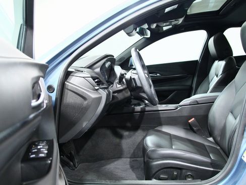 Used 2023 Cadillac CT4 Luxury w/ Sun And Sound Package image 19