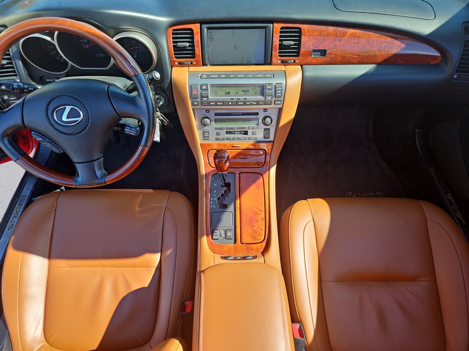 Used 2004 Lexus SC 430 Convertible w/ Preferred Accessory Pkg RWD image 11