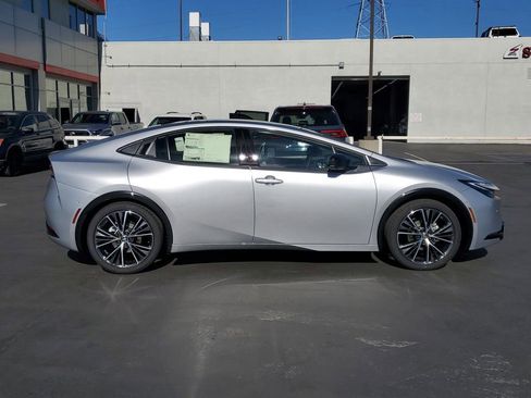 New 2026 Toyota Prius Limited image 2