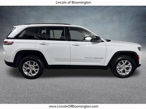 Used 2023 Jeep Grand Cherokee Limited AWD/4WD image 7