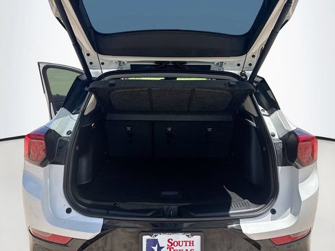 Used 2024 Buick Encore GX Sport Touring w/ Comfort Package FWD image 23
