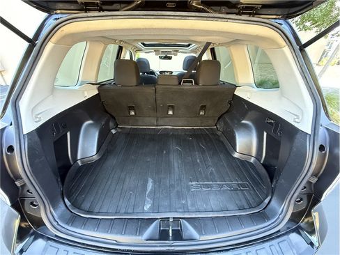 Used 2017 Subaru Forester 2.5i Premium AWD/4WD image 22