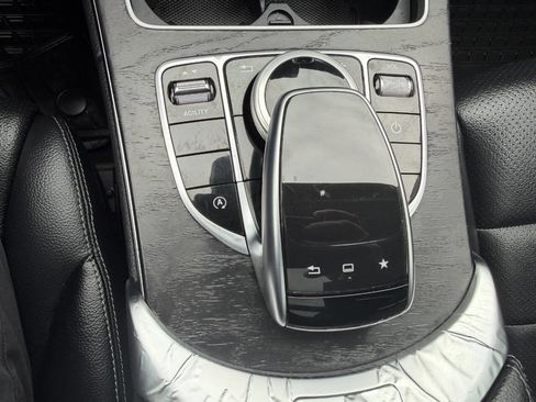 Used 2015 Mercedes-Benz C 300 C 300 4MATIC AWD 4dr Sedan image 32