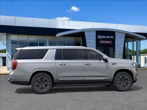 New 2026 GMC Yukon XL Elevation w/ Elevation Premium Package AWD/4WD image 5