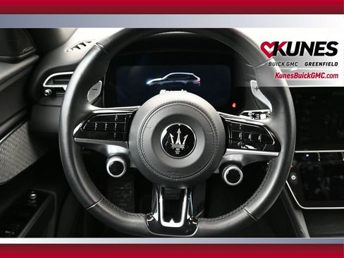 Used 2023 Maserati Grecale GT AWD/4WD image 23