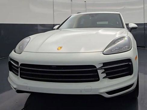 Used 2022 Porsche Cayenne AWD/4WD image 4