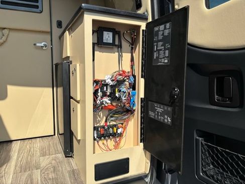Used 2023 Mercedes-Benz Sprinter 3500 w/ Parking Package image 13