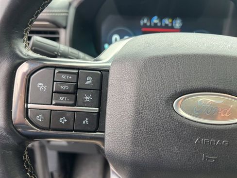 Used 2022 Ford Expedition Platinum image 27