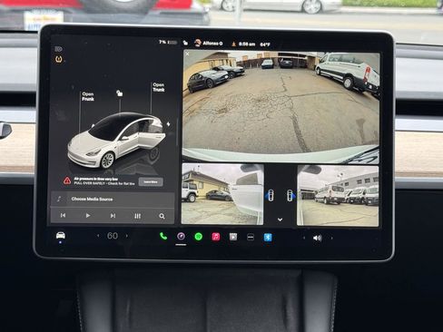 Used 2022 Tesla Model 3 Long Range AWD/4WD image 27