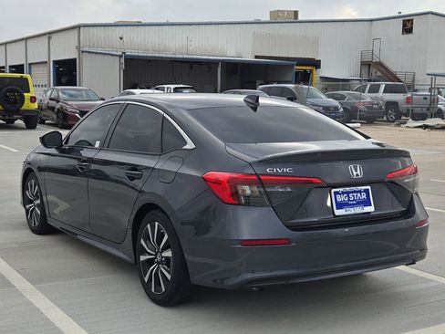 Used 2023 Honda Civic EX image 6