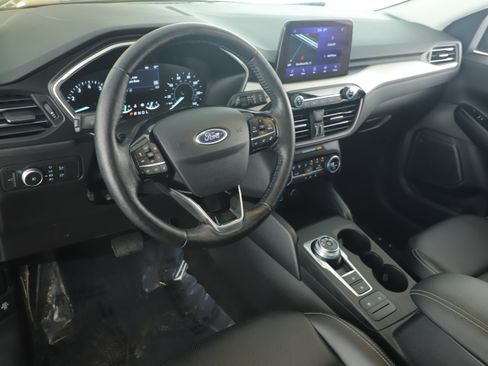 Used 2021 Ford Escape SEL image 13