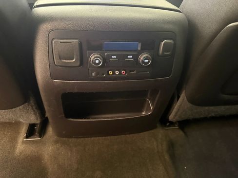 Used 2015 Chevrolet Tahoe LT AWD/4WD image 25