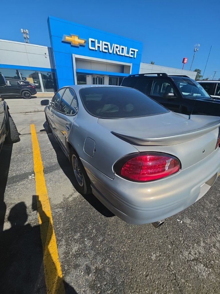 Used 1999 Pontiac Grand Prix GT w/ Opt Pkg FWD image 3
