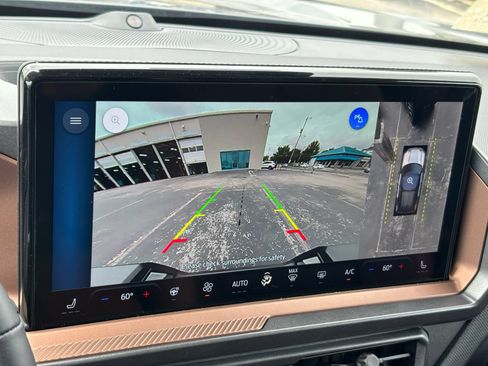 New 2025 Ford Bronco Sport Outer Banks w/ Outer Banks Tech Package+ AWD/4WD image 5