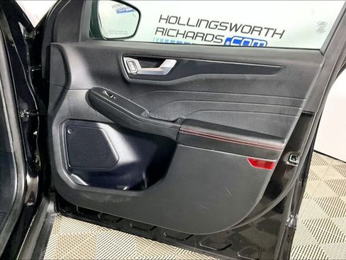 Used 2023 Ford Escape ST-Line w/ Tech Pack #1 image 16