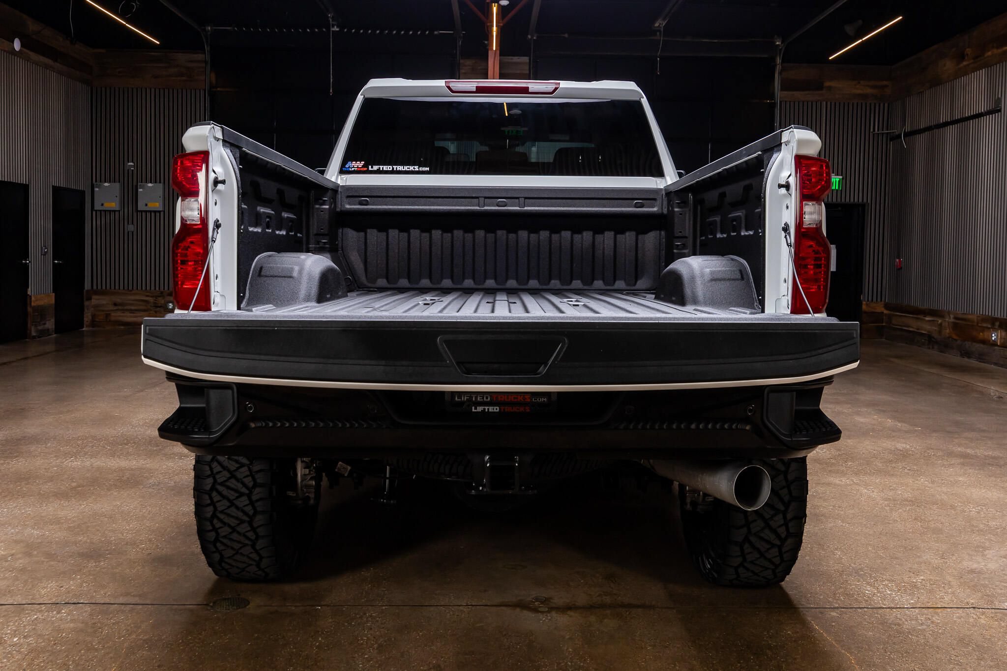 Used 2026 Chevrolet Silverado 2500 Custom w/ Custom Value Package AWD/4WD image 9