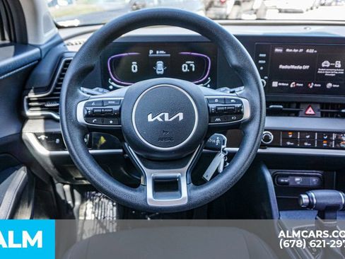 Used 2025 Kia Sportage LX FWD image 27