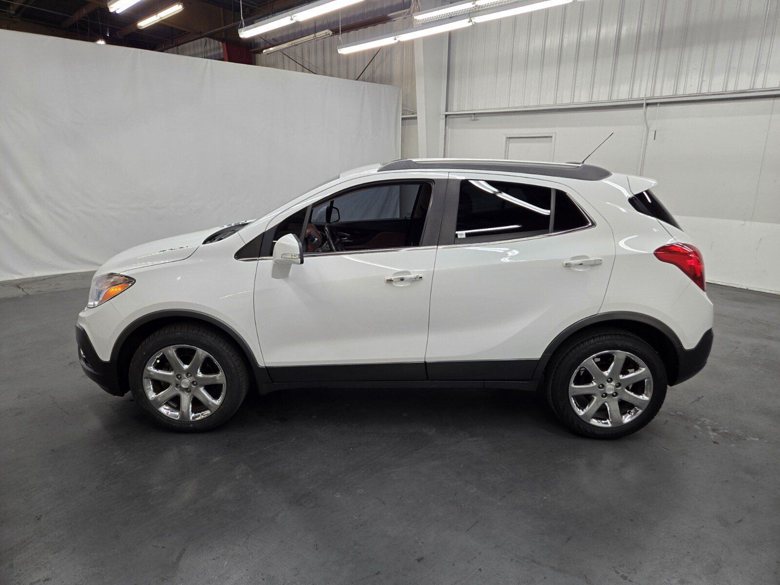 Used 2016 Buick Encore Leather w/ Experience Buick Package AWD/4WD image 2
