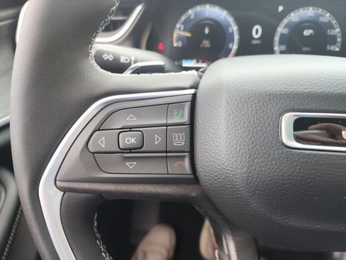 New 2025 Jeep Grand Cherokee Limited w/ Black Appearance Package image 11