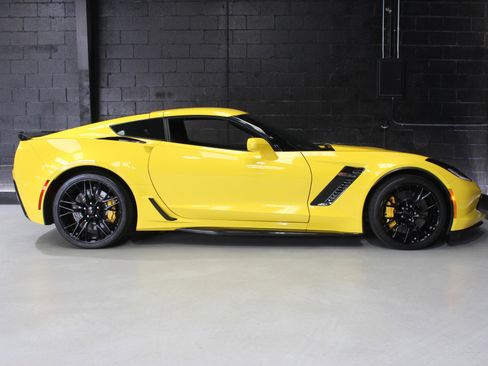 Used 2017 Chevrolet Corvette Z06 image 15
