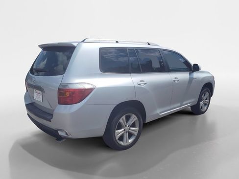 Used 2010 Toyota Highlander Sport FWD image 5