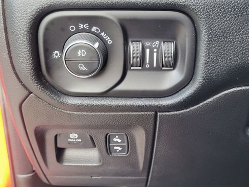 Used 2022 RAM 1500 Laramie image 27