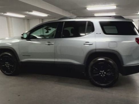 Certified 2023 GMC Acadia SLE w/ Driver Convenience Package FWD image 6