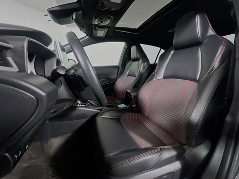 Certified 2025 Toyota Corolla XSE FWD image 11