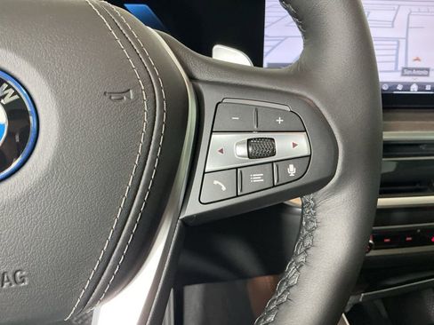 New 2026 BMW X5 xDrive50e image 13