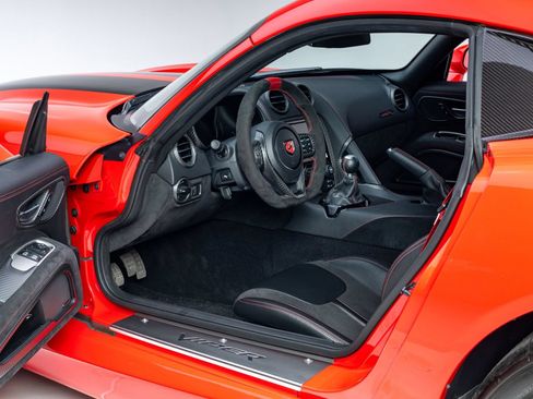 Used 2017 Dodge Viper GTC w/ ACR Package RWD image 33