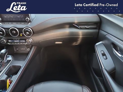 Used 2024 Nissan Sentra SR w/ SR Premium Package image 19