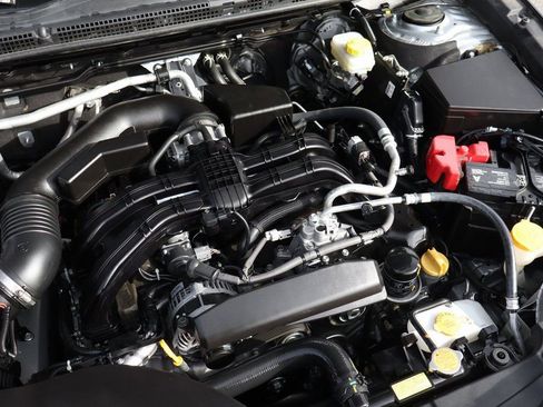 Used 2023 Subaru Outback Premium image 12