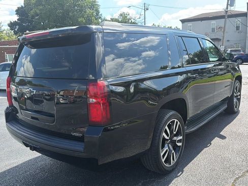 Used 2019 Chevrolet Suburban LT w/ RST Edition AWD/4WD image 5
