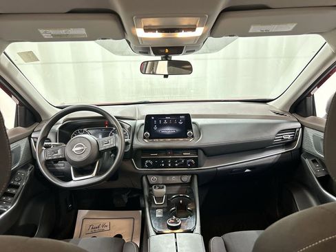 Used 2023 Nissan Rogue S image 18