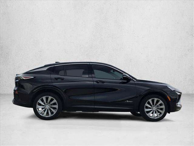 Used 2025 Buick Envista Avenir FWD image 4