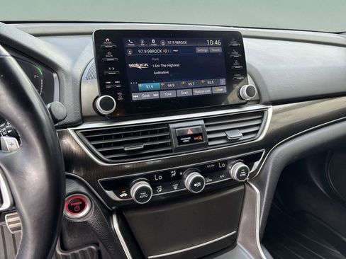 Used 2022 Honda Accord Sport image 13