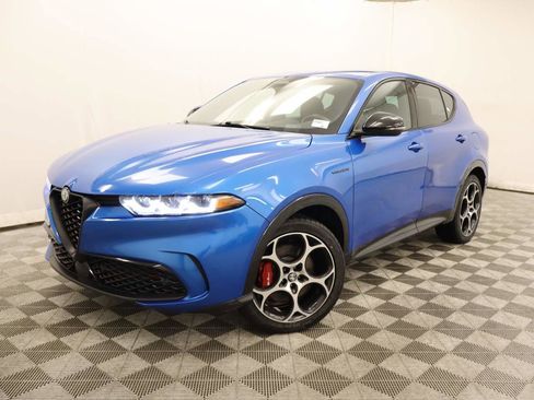 Used 2024 Alfa Romeo Tonale Veloce image 1